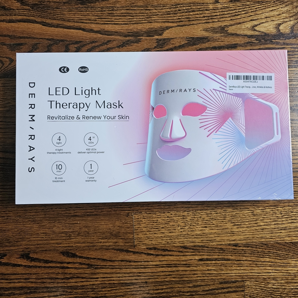 DERM RAYS LED Light Therapy Mask NEW UNOPENED